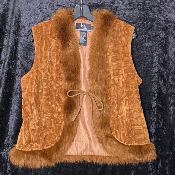 Blanc Noir Faux Fur Vest Brown Lined Outerwear Medium Tie Chenille Fuzzy Soft M - Picture 1 of 11
